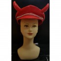 CHAPEU C/ CORNOS VERMELHO