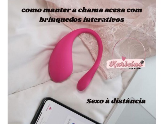 Sexo à distância: como manter a chama acesa com brinquedos interativos